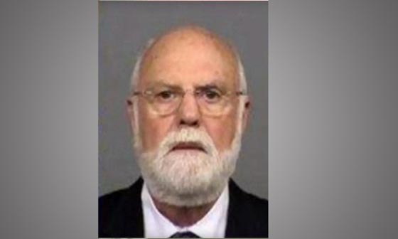 طبيب يلقح 70 امرأة بحيواناته المنوية في فضيحة هزت المجتمع الامريكي صورة رقم 4 طبيب يلقح 70 امرأة بحيواناته المنوية في فضيحة هزت المجتمع الامريكي صورة رقم 4