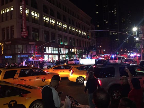 عشرات الجرحى في انفجار عبوة ناسفة في مانهاتن نيويورك صورة رقم 11