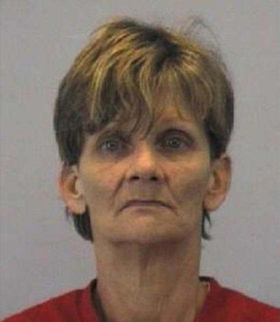 القبض على أميركية قطعت جثة والدتها واخفتها في ثلاجة! صورة رقم 1 القبض على أميركية قطعت جثة والدتها واخفتها في ثلاجة! صورة رقم 1