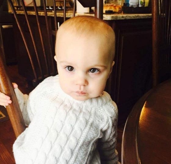 صور وفيديو.. اب يقتل طفلته بدافع الغيرة بعد ان شفيت من السرطان صورة رقم 6