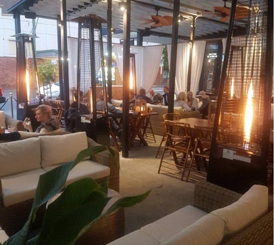 غضب في أستراليا من مطعم عنصري يمجد الاستعمار البريطاني! صورة رقم 6 غضب في أستراليا من مطعم عنصري يمجد الاستعمار البريطاني! صورة رقم 6