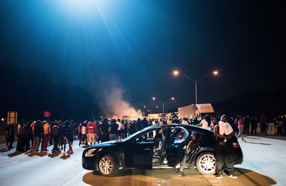 اعلان حالة الطوارئ  في نورث كارولاينا بسبب الاحتجاجات العنيفة صورة رقم 15