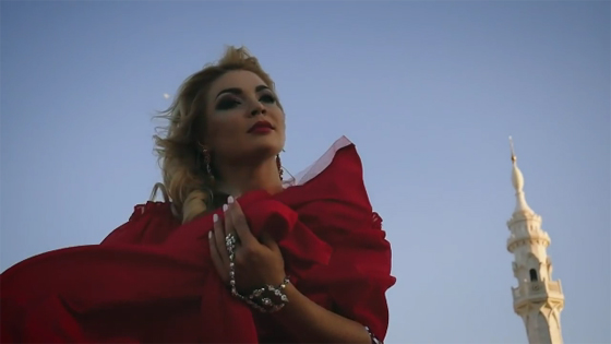 السلطات الروسية تحقق في فيديو كليب راقص صوّر في ساحة مسجد صورة رقم 6 السلطات الروسية تحقق في فيديو كليب راقص صوّر في ساحة مسجد صورة رقم 6