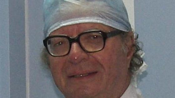 عالم مصري حصل على جائزة نوبل للحماقة في بحثه عن سراويل الفئران  صورة رقم 3