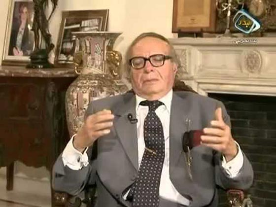 عالم مصري حصل على جائزة نوبل للحماقة في بحثه عن سراويل الفئران  صورة رقم 4