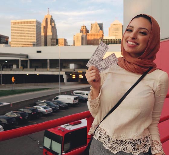 مجلة بلاي بوي الاباحية تجري مقابلة غير تقليدية مع محجبة! صورة رقم 14