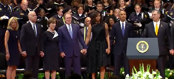 الصحف الامريكية تجتهد في تفسير العناق الدافئ بين ميشال اوباما وبوش صورة رقم 2