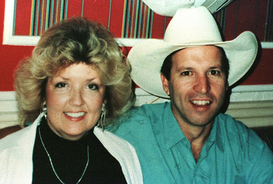 المرأة التي اتهمت بيل كلينتون باغتصابها تظهر مجددًا  صورة رقم 7