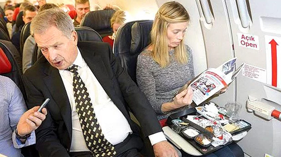 وزيرة مصرية تسافر بالدرجة الأولى ومسؤولين عالميين بالدرجة العادية صورة رقم 5