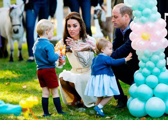 ما هي اول كلمة نطقت بها الاميرة الصغيرة تشارلوت؟ شاهد الفيديو صورة رقم 9