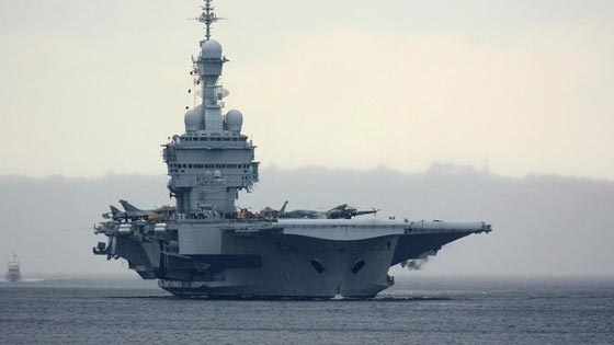  حاملة الطائرات الفرنسية شارل ديغول تبدأ المواجهة مع داعش صورة رقم 4