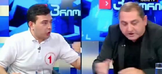 فيديو طريف يظهر الفرق بين المناظرة الامريكية والتركية.. شاهد صورة رقم 3