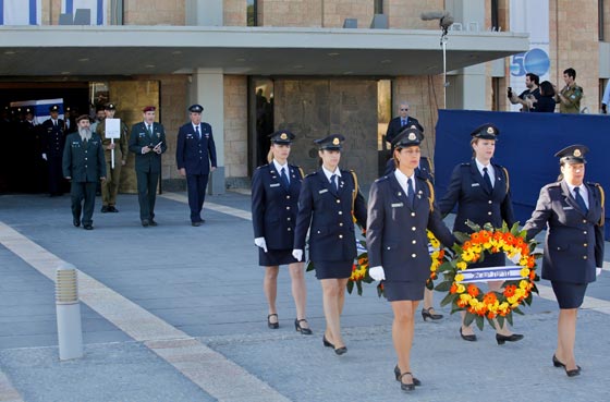  60 زعيما يشاركون في جنازة بيرس ابرزهم اوباما ومحمود عباس صورة رقم 6