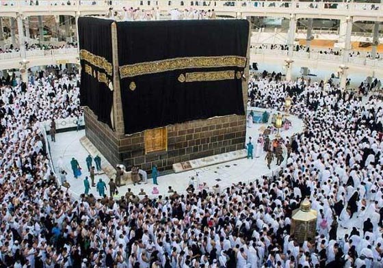 من أول من كسا الكعبة في الاسلام، وما سبب كسوة الكعبة؟ صورة رقم 9