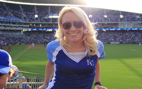 هل يعقل؟! امرأة تعاني نوعا من الحساسية للمياه صورة رقم 1