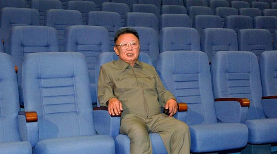 زعيم كوريا الشمالية غضب من سينما بلاده فخطف مخرجين من الجنوبية صورة رقم 2