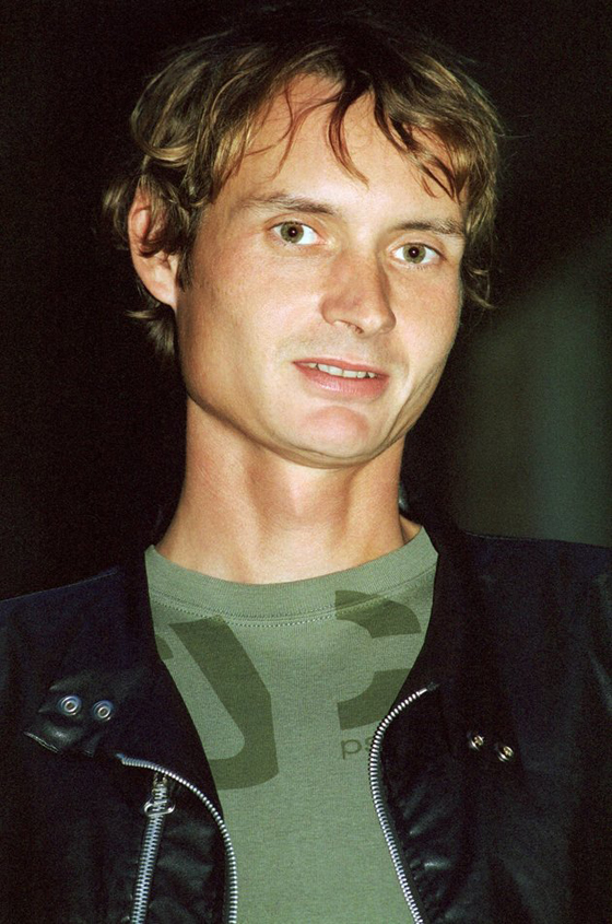  كاتب ألماني: هتلر كان مدمن مخدرات يتعاطى مخدّر أكوديل هو وجنوده! صورة رقم 2