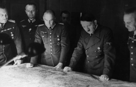  كاتب ألماني: هتلر كان مدمن مخدرات يتعاطى مخدّر أكوديل هو وجنوده! صورة رقم 7