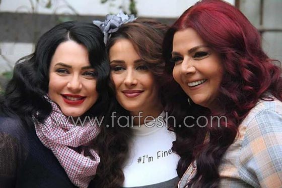  ما سبب انسحاب سلاف فواخرجي من (باب الحارة 9)؟ صورة رقم 5