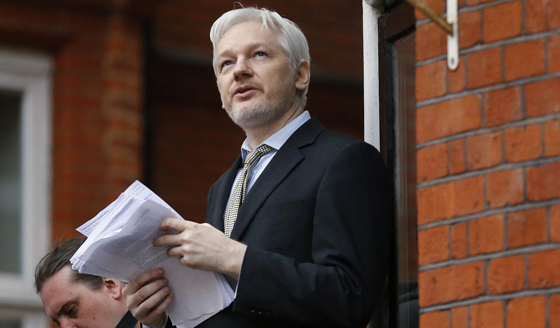  مؤسس ويكيليكس يهدد بنشر 10 ملايين وثيقة (مذهلة) تهز أميركا صورة رقم 3