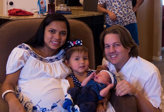 أغرب فاتورة ولادة في تاريخ المستشفيات: مطالبة اب ان يدفع مقابل احتضان ابنه! صورة رقم 1