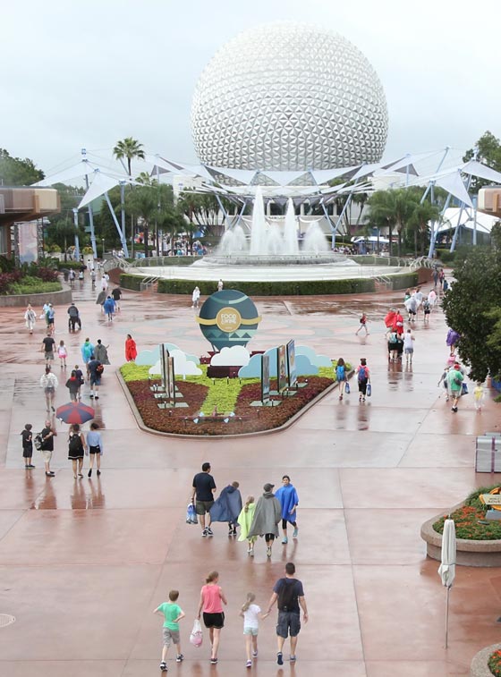 بعد ان حصد ارواح المئات.. الاعصار ماثيو يوشك على اجتياح فلوريدا صورة رقم 11