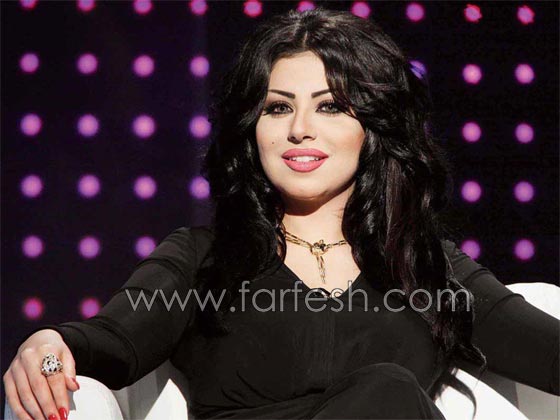 فيديو حليمة بولند تغازل عبدالله السدحان: (انت مز) فيرد عليها: (انتي دلوعة)! صورة رقم 5