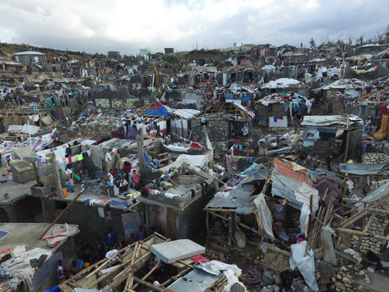 ارتفاع حصيلة ضحايا اعصار ماثيو الى 850 واجلاء الالاف من فلوريدا صورة رقم 4