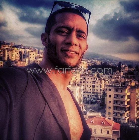  الأسطورة محمد رمضان بخير بعد اطلاق النار عليه وهو بسيارة الرولز رويس  صورة رقم 6