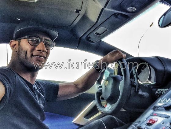  الأسطورة محمد رمضان بخير بعد اطلاق النار عليه وهو بسيارة الرولز رويس  صورة رقم 2