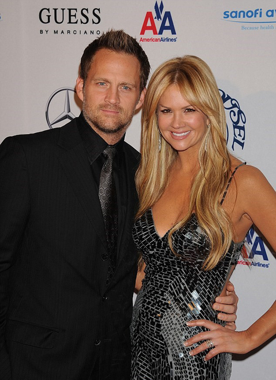 قبل يومين من المناظرة ترامب يواجه فضيحة نسائية مزلزلة ويعتذر صورة رقم 4