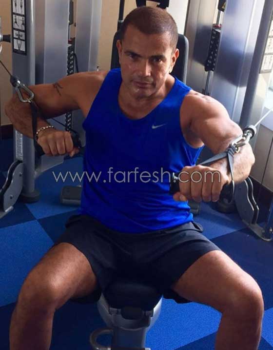 صور عمرو دياب الاخيرة تفضح ملامح تقدمه في العمر صورة رقم 6