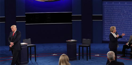 اسوأ مناظرة.. كلينتون: التسجيل يعكس حقيقتك! ترامب: مكانك في السجن صورة رقم 5 اسوأ مناظرة.. كلينتون: التسجيل يعكس حقيقتك! ترامب: مكانك في السجن صورة رقم 5