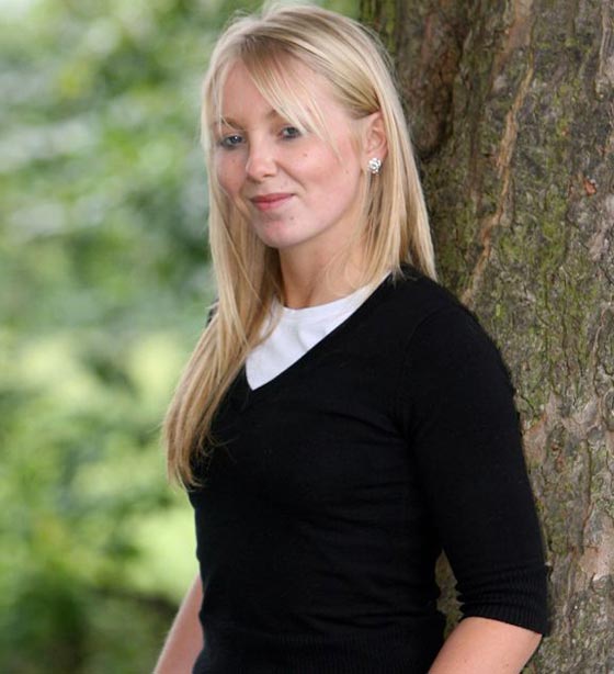 الافراج عن عارضة الازياء الداعشية المثيرة بعد اعتقالها ليوم واحد صورة رقم 7 الافراج عن عارضة الازياء الداعشية المثيرة بعد اعتقالها ليوم واحد صورة رقم 7