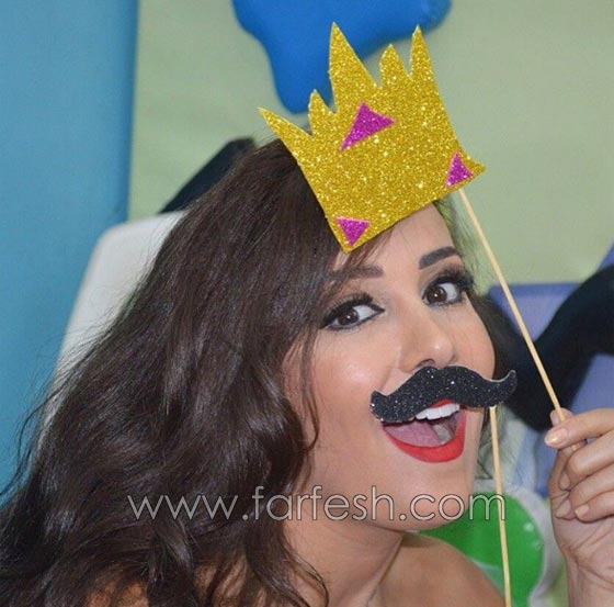 صور وفيديو.. كندة حنا تحتفل بعيد ابنها في المدرسة بمرافقة توأميها صورة رقم 3