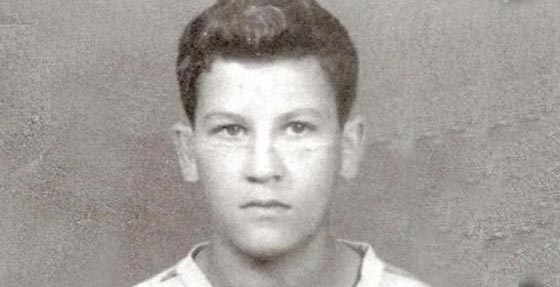 صور أخطر تاجر مخدرات: بردت طفلته فحرق مليوني دولار لتدفئتها! صورة رقم 1 صور أخطر تاجر مخدرات: بردت طفلته فحرق مليوني دولار لتدفئتها! صورة رقم 1