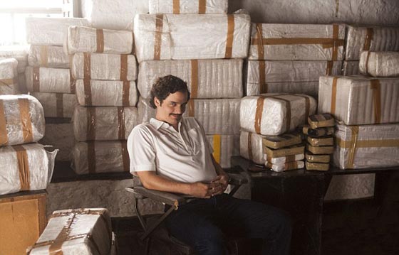 صور أخطر تاجر مخدرات: بردت طفلته فحرق مليوني دولار لتدفئتها! صورة رقم 5