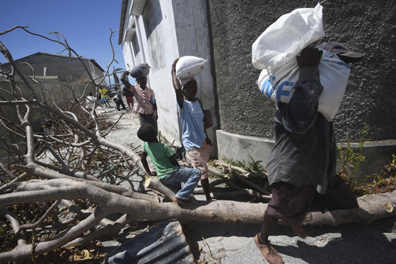  ماثيو يواصل حصد الارواح وحصيلة القتلى في نورث كارولاينا 22  صورة رقم 20