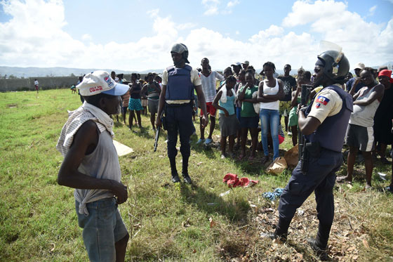  ماثيو يواصل حصد الارواح وحصيلة القتلى في نورث كارولاينا 22  صورة رقم 21