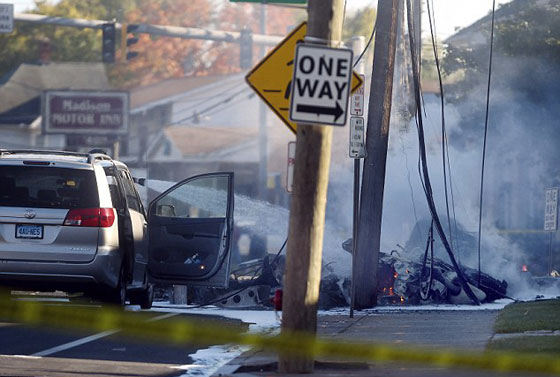 اردني يسقط طائرة تدريب عمدا فيقتل هو ينجو الطيار الامريكي! صورة رقم 17
