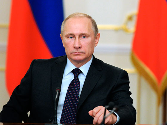 الناطق باسم بوتين يأخذ غفوة خلال مؤتمر صحفي مع اردوغان صورة رقم 7