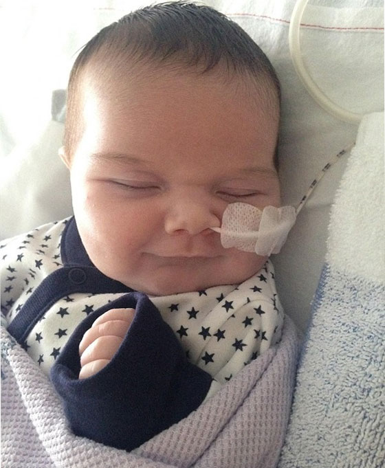 عملية جراحية معقدة لطفل عمره 4 ايام ولد بنصف قلب.. صور صورة رقم 3 عملية جراحية معقدة لطفل عمره 4 ايام ولد بنصف قلب.. صور صورة رقم 3