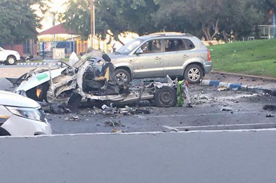 شاهد لحظة انفجار سيارة وسط تل ابيب ومقتل سائقها صورة رقم 2 شاهد لحظة انفجار سيارة وسط تل ابيب ومقتل سائقها صورة رقم 2