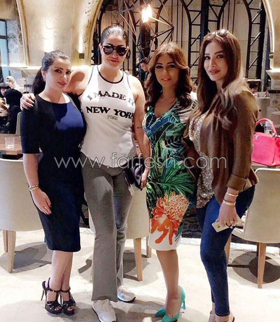 فيديو حاكم دبي يصادف الفنانة غادة عبد الرازق في مطعم ويبادرها بالمزاح صورة رقم 2