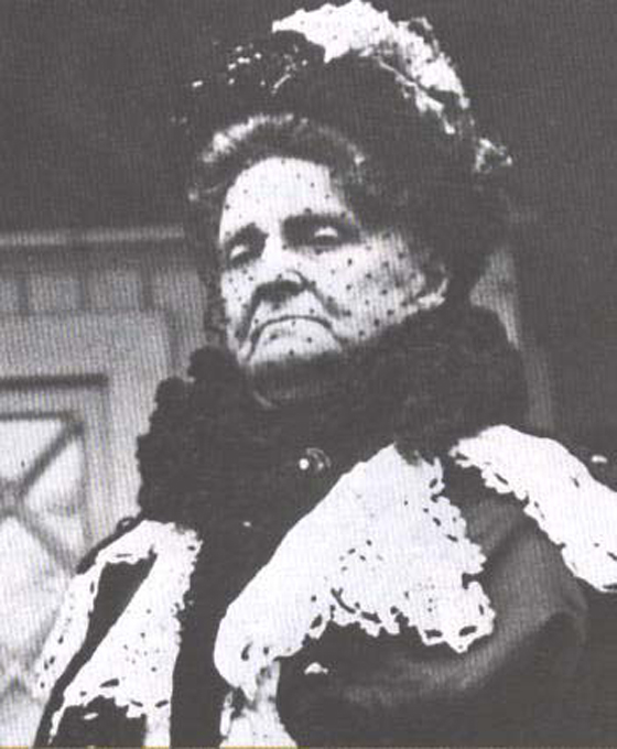 ابخل امرأة في العالم: ثروتها 4 مليار دولار وغذاؤها الوحيد فطيرة بقرشين! صورة رقم 4