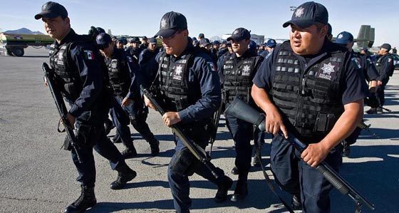 حرب العصابات.. العثور على 6 رجال مقطعة اياديهم لكنهم احياء! صورة رقم 3 حرب العصابات.. العثور على 6 رجال مقطعة اياديهم لكنهم احياء! صورة رقم 3