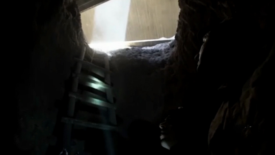 صور انفاق داعش قرب الموصل. تركوا الاسلحة والبيض المسلوق خلفهم صورة رقم 3 صور انفاق داعش قرب الموصل. تركوا الاسلحة والبيض المسلوق خلفهم صورة رقم 3