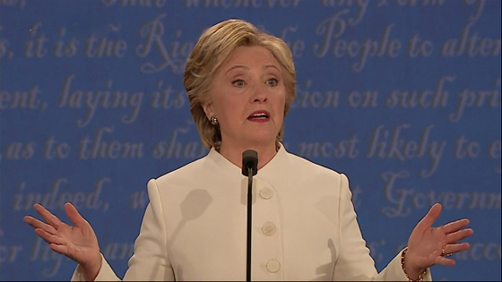 أبرز مقتطفات المعركة الكلامية في المناظرة الأخيرة بين كلينتون وترامب صورة رقم 10 أبرز مقتطفات المعركة الكلامية في المناظرة الأخيرة بين كلينتون وترامب صورة رقم 10