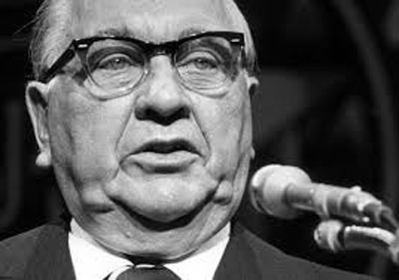 زلات لسان السياسيين من حفاظ الشرطة على الفوضى الى الحمار الوطني! صورة رقم 1 زلات لسان السياسيين من حفاظ الشرطة على الفوضى الى الحمار الوطني! صورة رقم 1