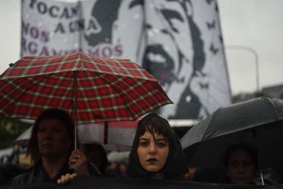 فيديو مؤلم: اغتصاب مراهقة ووفاتها بالأرجنتين يشعل ثورة نسائية غاضبة  صورة رقم 5